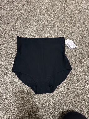 Auden High-Waist Shapewear Briefs in Black